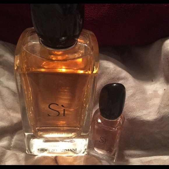si travel perfume